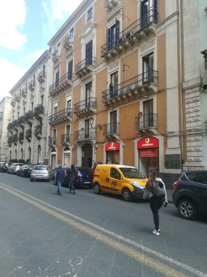 Dimora Del Sole Apartment Catania Ngoại thất bức ảnh