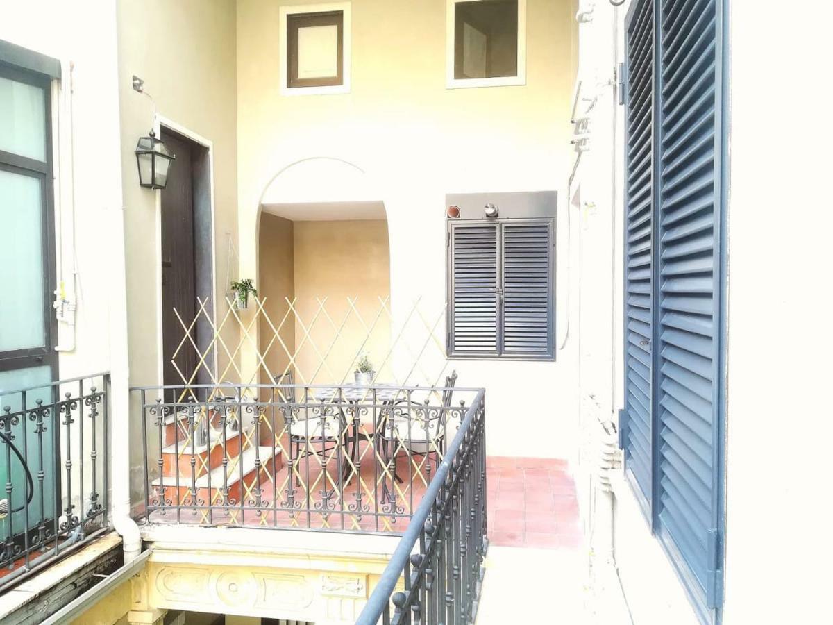 Dimora Del Sole Apartment Catania Ngoại thất bức ảnh