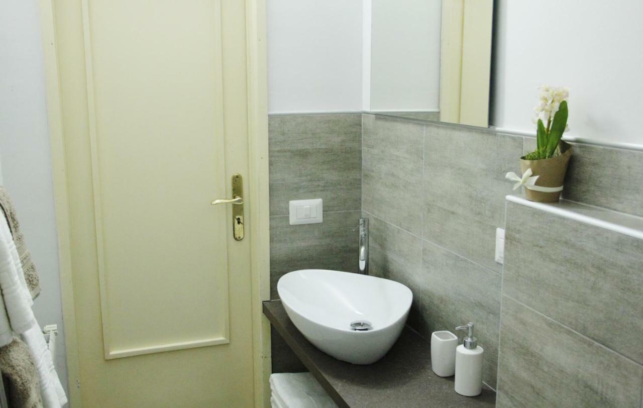 Dimora Del Sole Apartment Catania Ngoại thất bức ảnh